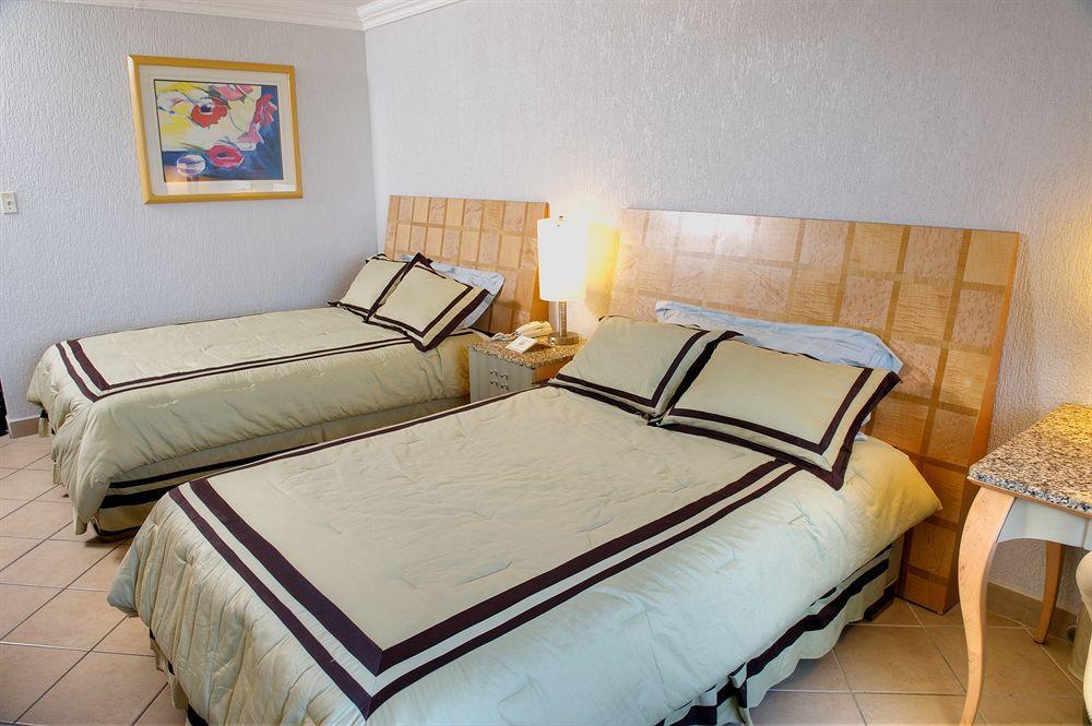 Ramada By Wyndham Princess Belize City Room photo