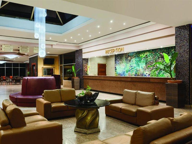 Ramada By Wyndham Princess Belize City Exterior photo