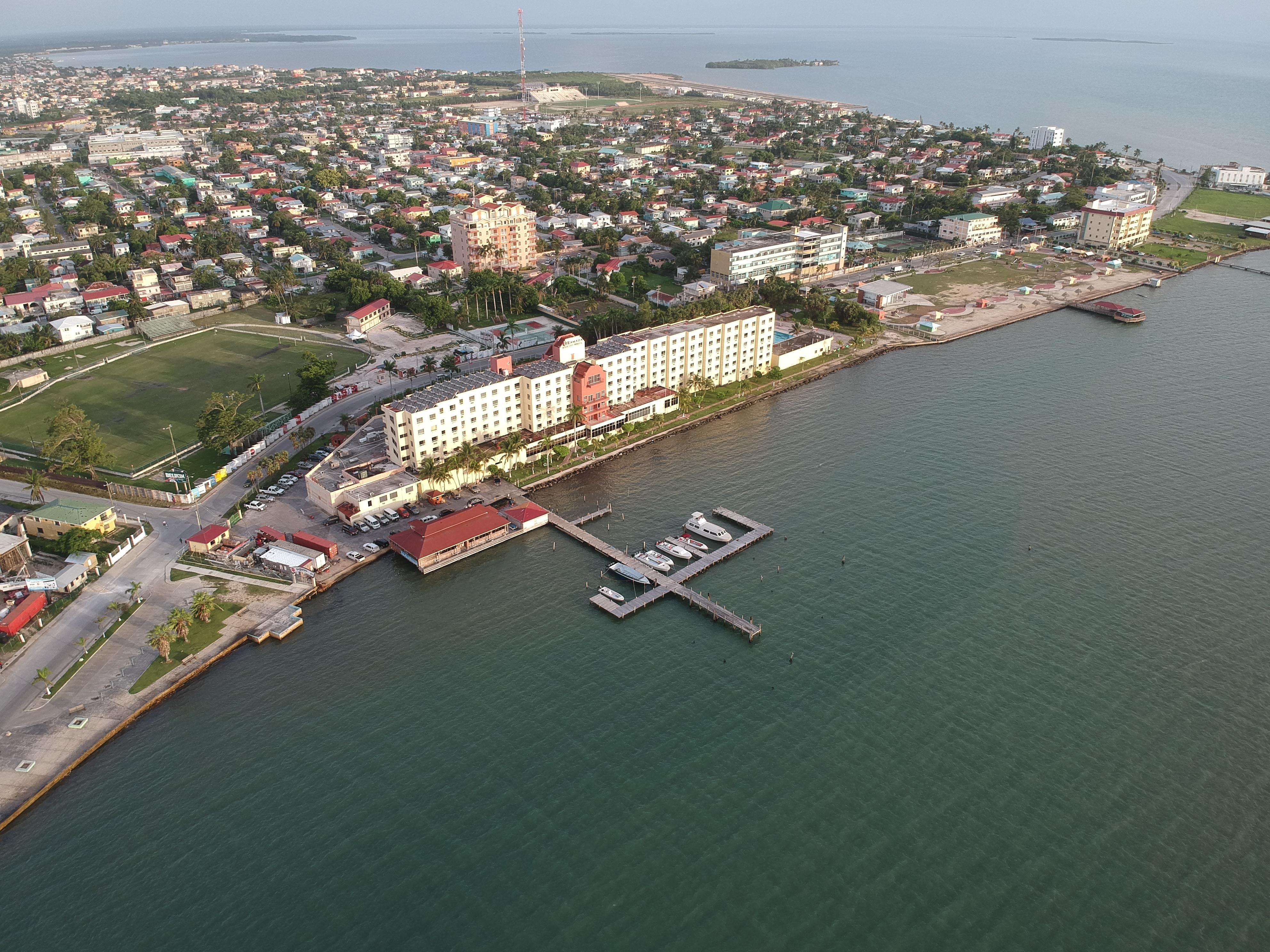 Ramada By Wyndham Princess Belize City Exterior photo