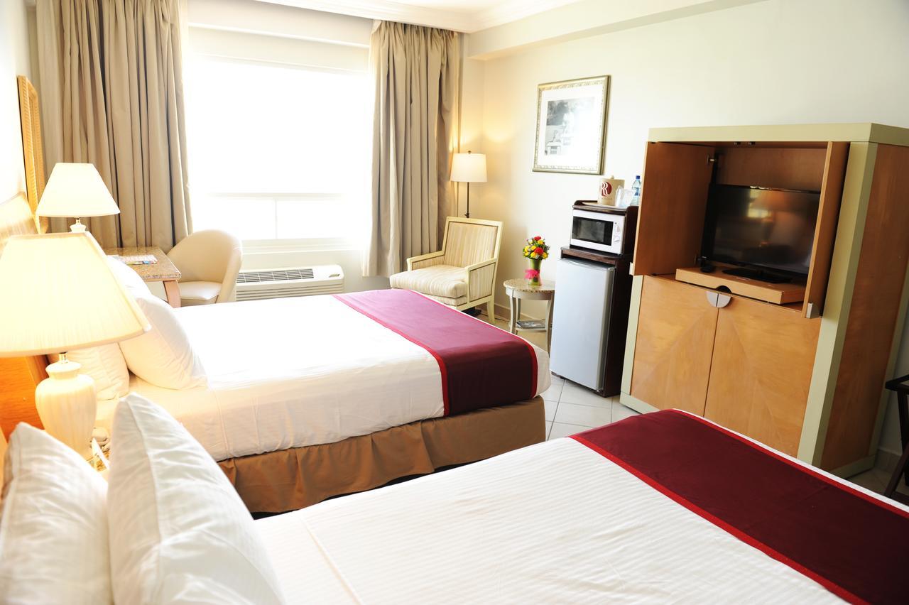 Ramada By Wyndham Princess Belize City Exterior photo