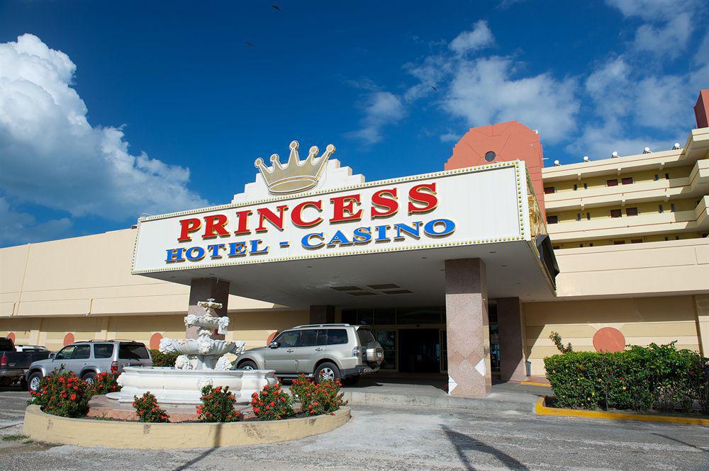 Ramada By Wyndham Princess Belize City Exterior photo